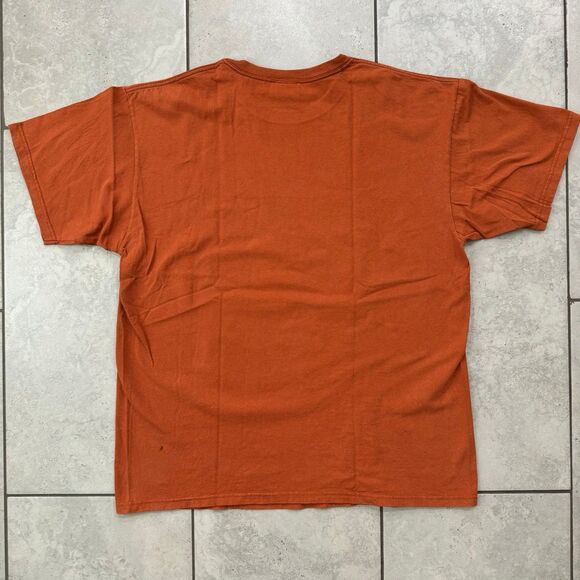 Disney Cruise Line Castaway Cay Bahamas Mickey in Beach Chair Size XL  T-Shirt - Picture 4 of 5